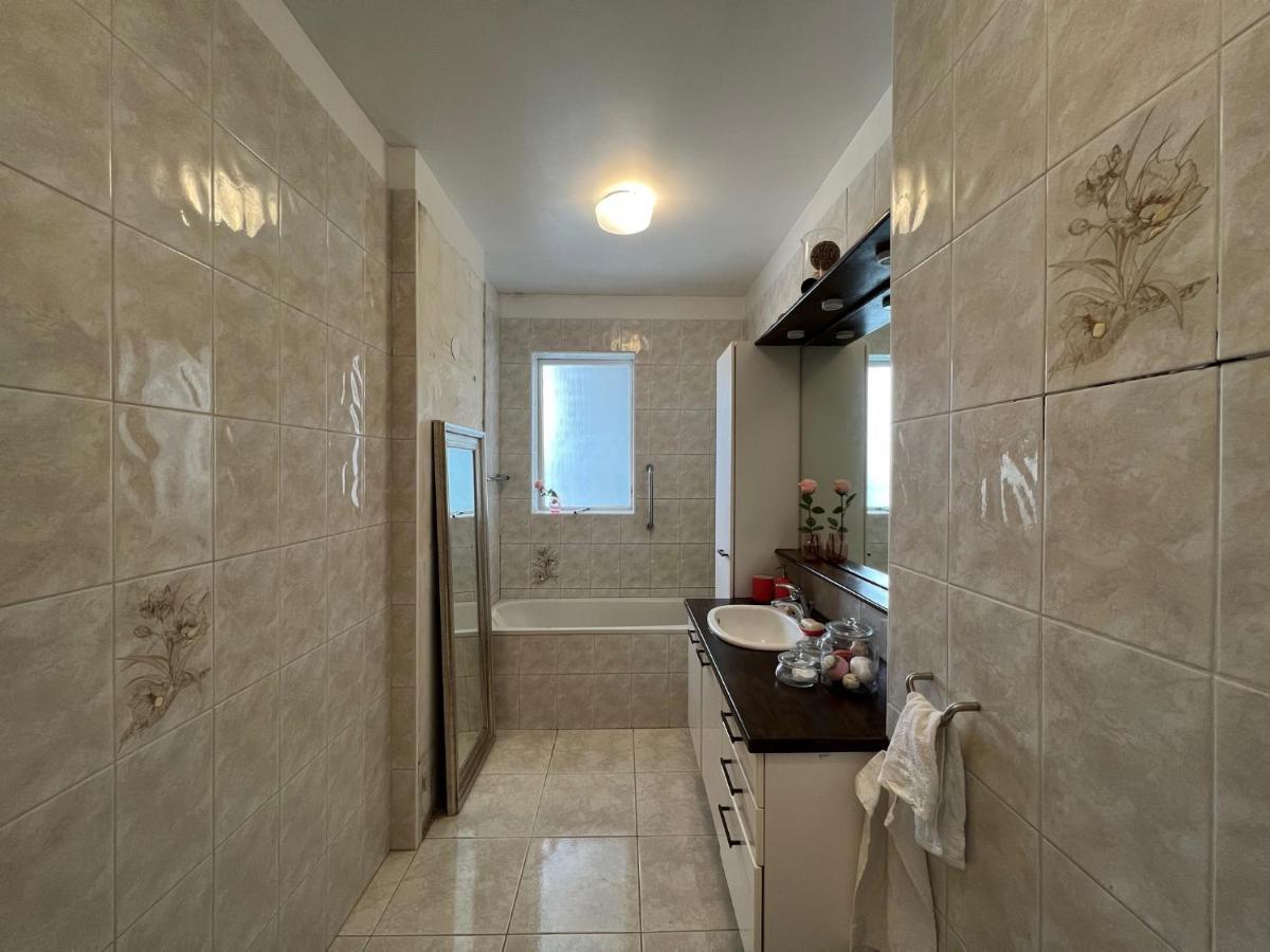 Jm Homestay - A Cozy Two Bedroom Apartment Рейк'явік Екстер'єр фото