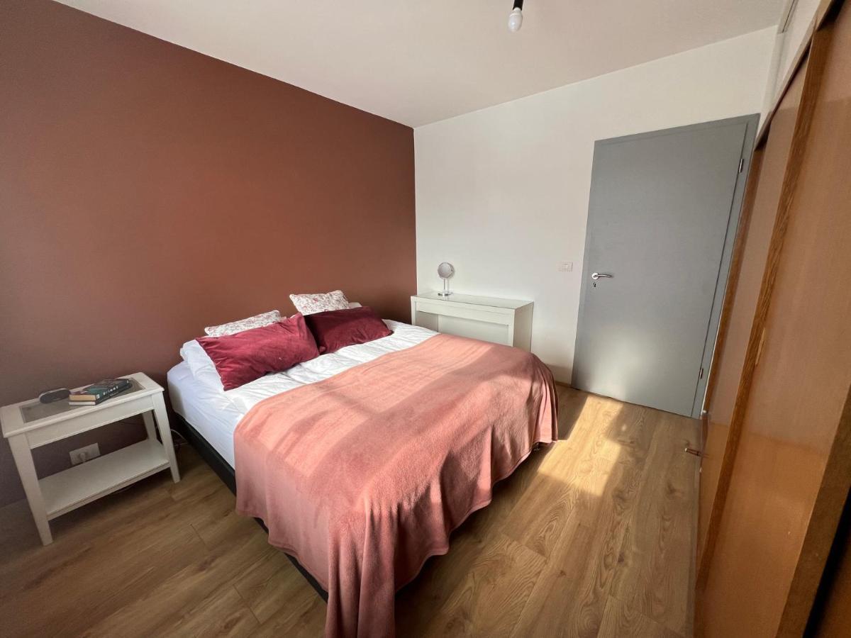 Jm Homestay - A Cozy Two Bedroom Apartment Рейк'явік Екстер'єр фото